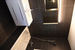 Bad/WC
Alle Wohnungen